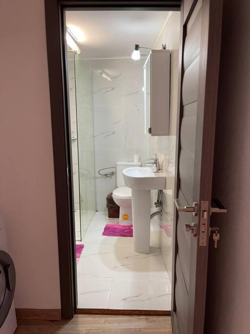 Lavender Luxury Apartment 拉迪亚 外观 照片